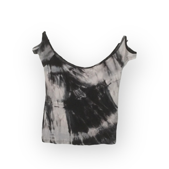 Yuka ★ Choice Cold Shoulder Top ★ Black Tie Dye ★ Medium ★ - Picture 3 of 16